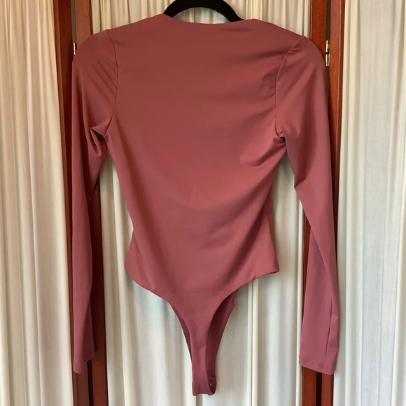 Quinsen Thong Bodysuit Square Neck Dusty Rose Color Size Small - Picture 6 of 7